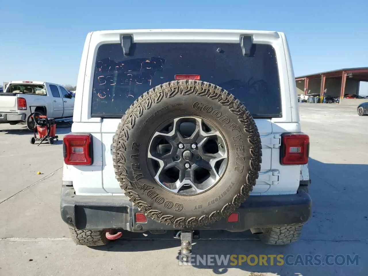 6 Photograph of a damaged car 1C4HJXFG3KW530704 JEEP WRANGLER 2019
