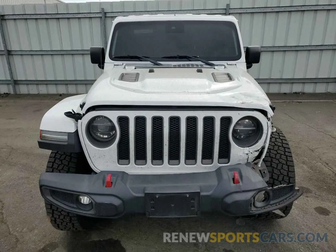 5 Photograph of a damaged car 1C4HJXFG6KW642011 JEEP WRANGLER 2019