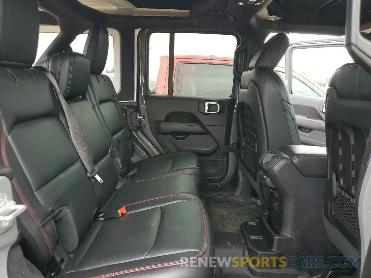 11 Photograph of a damaged car 1C4HJXFG6KW661609 JEEP WRANGLER 2019