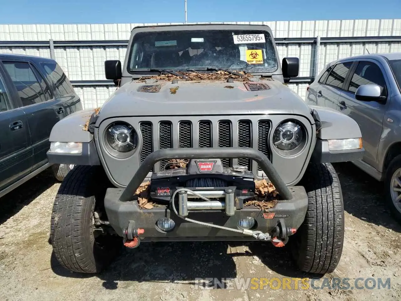5 Photograph of a damaged car 1C4HJXFG8KW615070 JEEP WRANGLER 2019