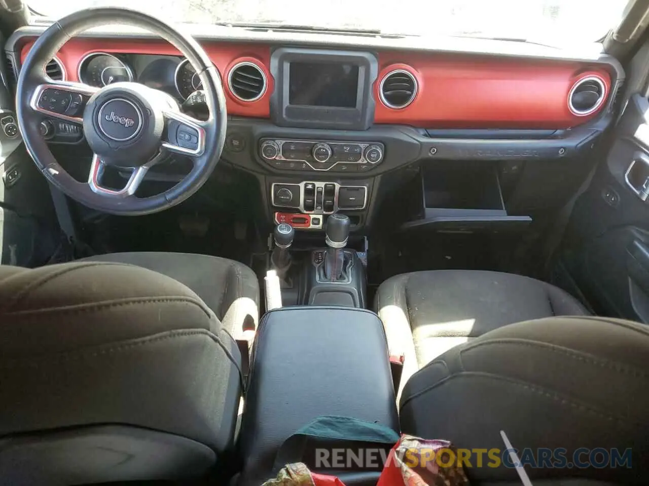 8 Photograph of a damaged car 1C4HJXFG8KW615070 JEEP WRANGLER 2019