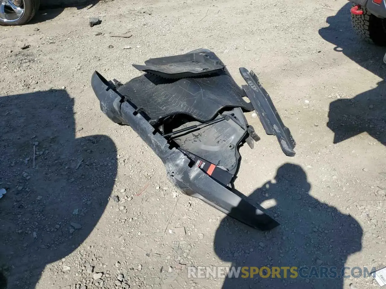 13 Photograph of a damaged car 1C4HJXFN1KW502477 JEEP WRANGLER 2019
