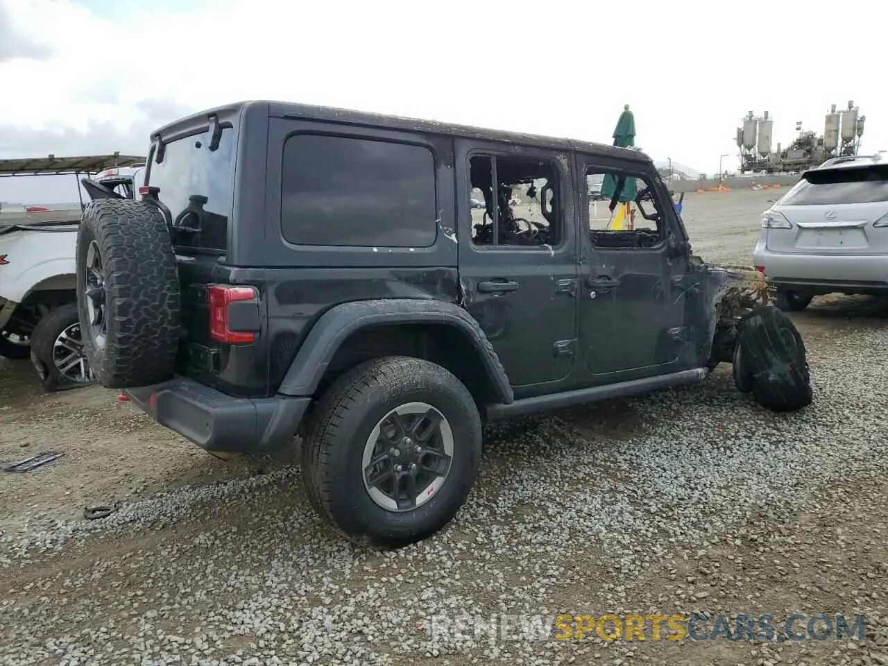 3 Photograph of a damaged car 1C4HJXFN3KW547324 JEEP WRANGLER 2019