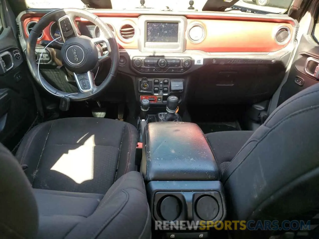 8 Photograph of a damaged car 1C4HJXFN9KW507281 JEEP WRANGLER 2019