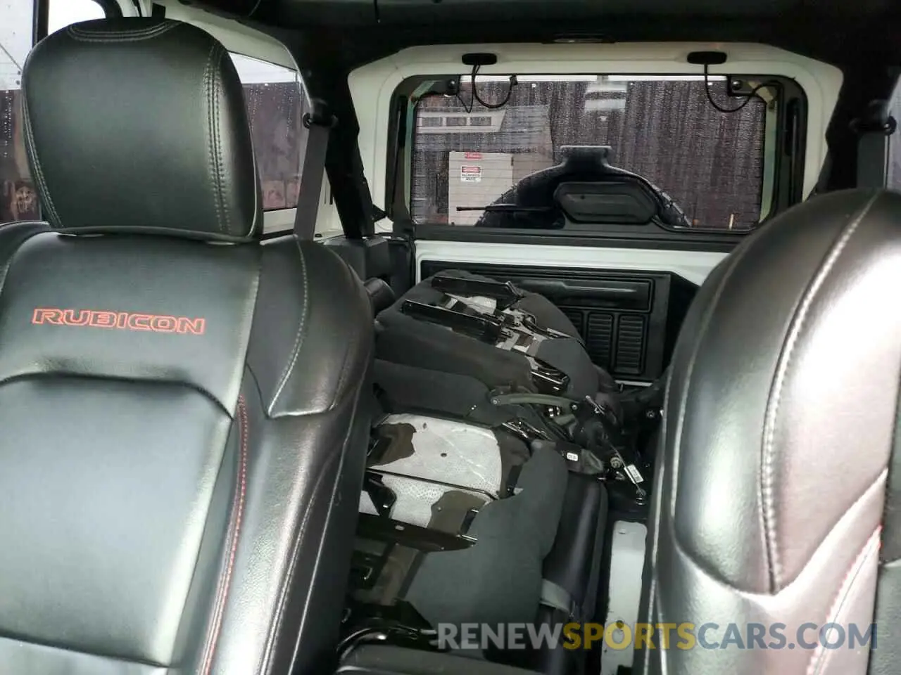 10 Photograph of a damaged car 1C4HJXFN9KW664602 JEEP WRANGLER 2019