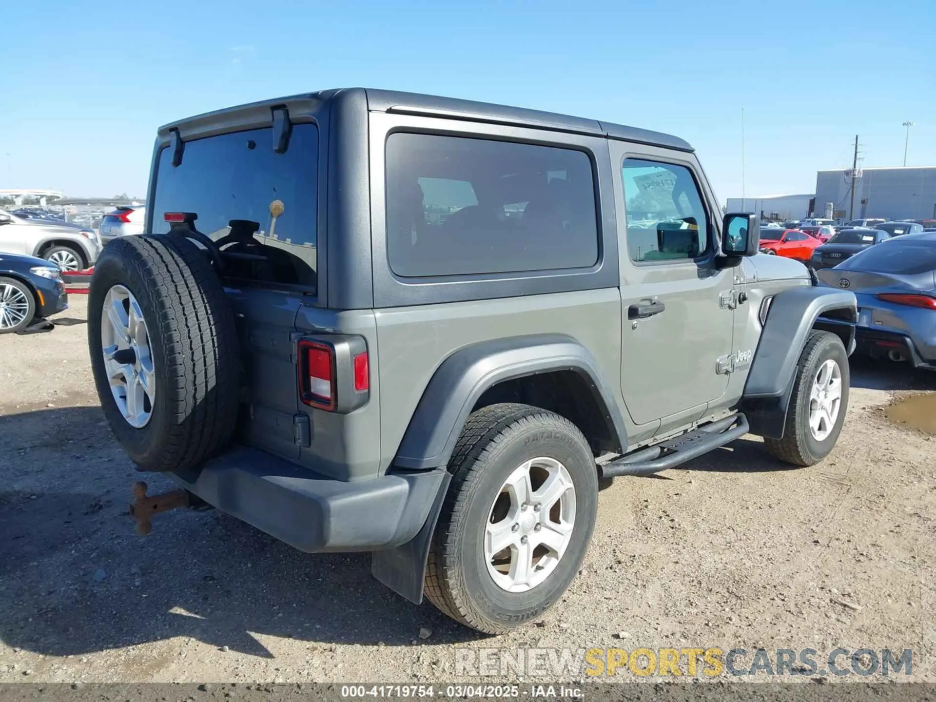 4 Photograph of a damaged car 1C4GJXAG4LW164787 JEEP WRANGLER 2020