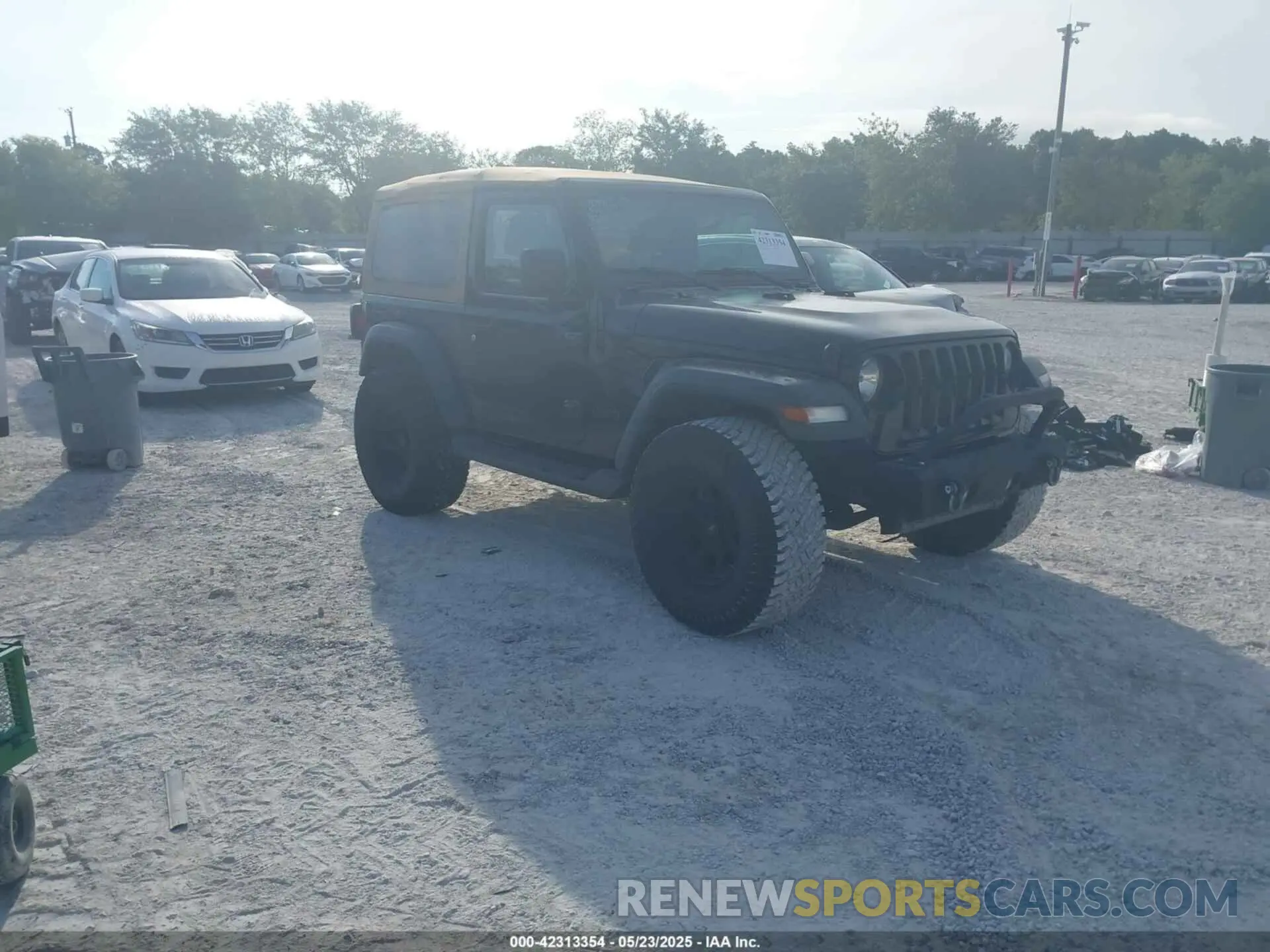 1 Photograph of a damaged car 1C4GJXAN1LW146701 JEEP WRANGLER 2020
