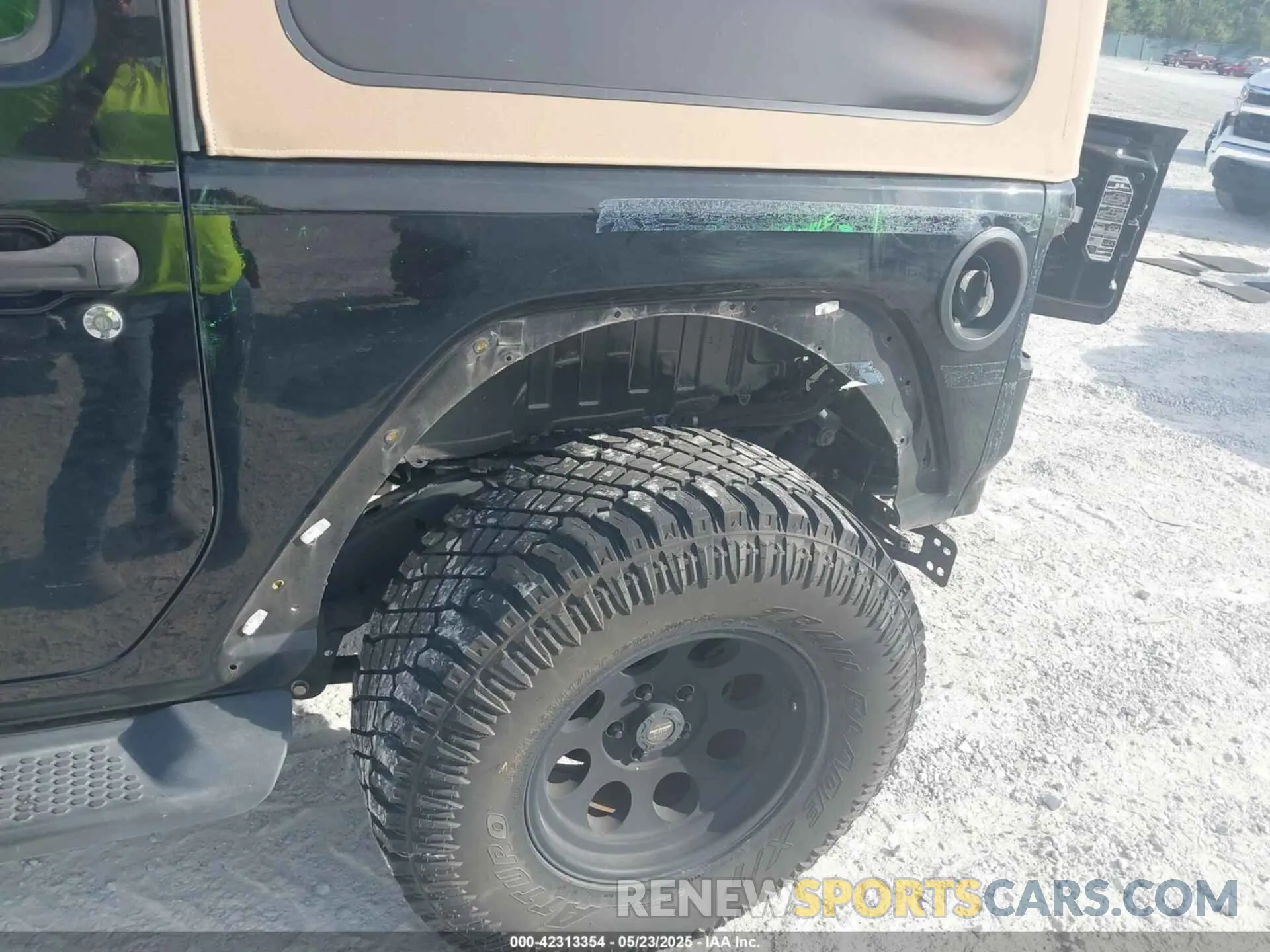 6 Photograph of a damaged car 1C4GJXAN1LW146701 JEEP WRANGLER 2020