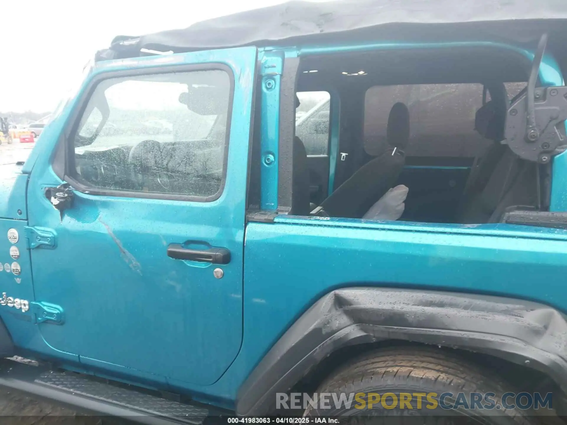 15 Photograph of a damaged car 1C4GJXAN4LW263737 JEEP WRANGLER 2020