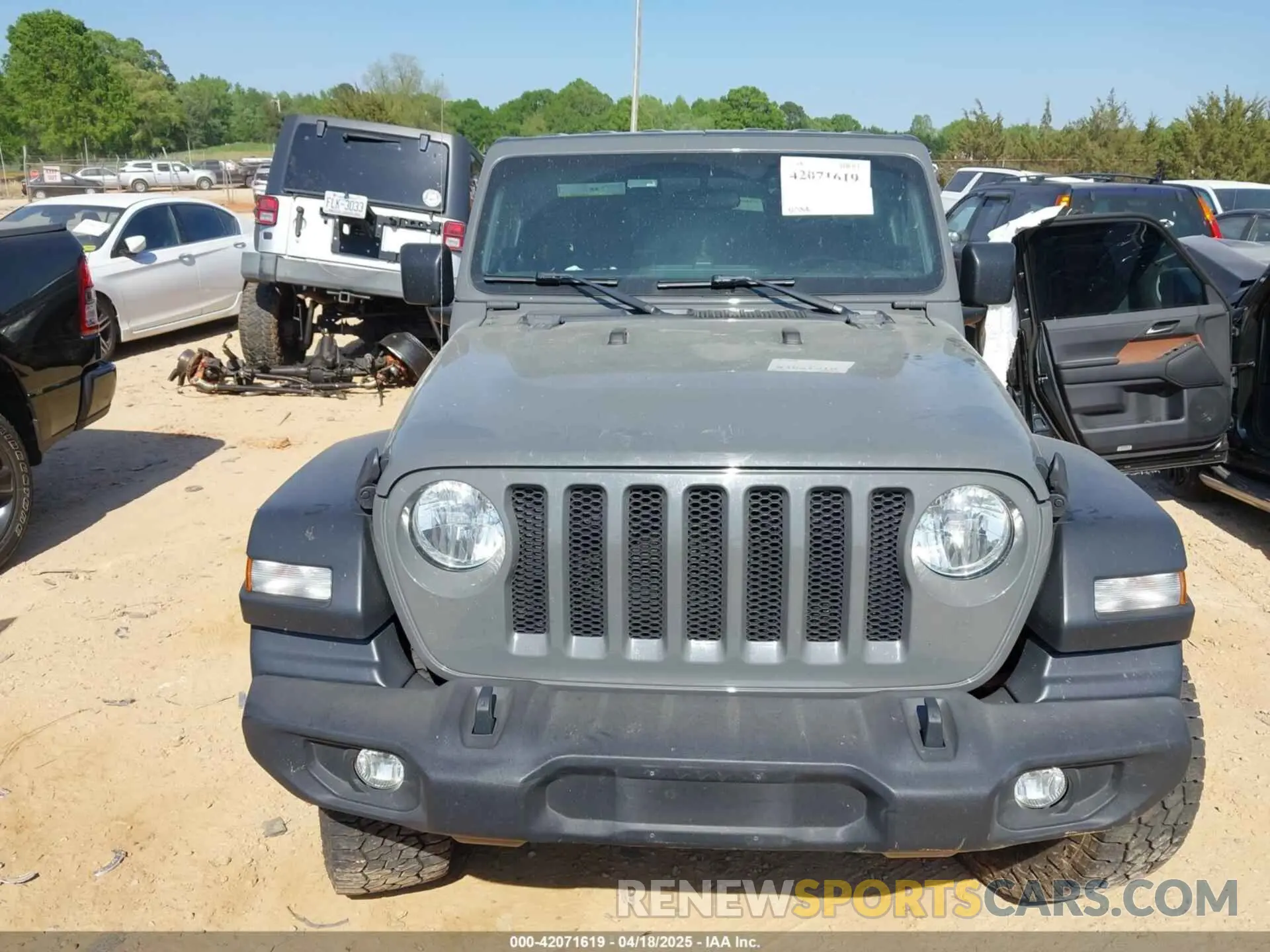 12 Photograph of a damaged car 1C4GJXAN5LW146068 JEEP WRANGLER 2020