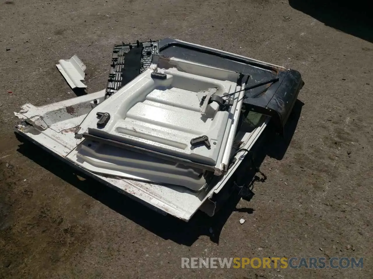 14 Photograph of a damaged car 1C4GJXANXLW314447 JEEP WRANGLER 2020