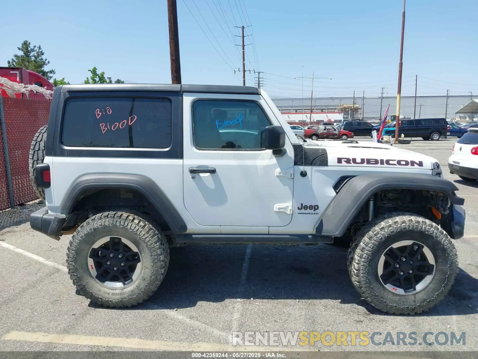 13 Photograph of a damaged car 1C4HJXCN4LW196557 JEEP WRANGLER 2020