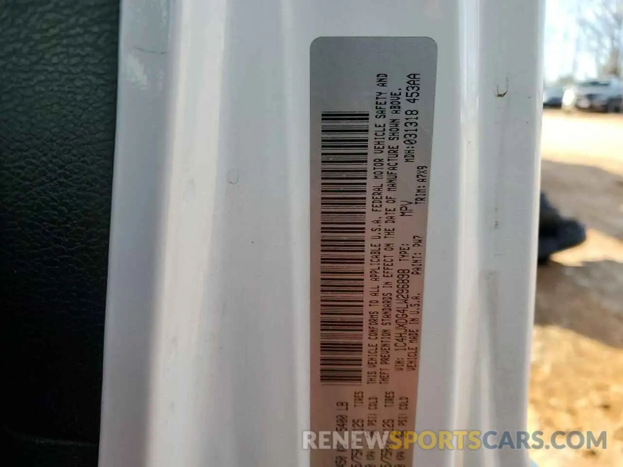 13 Photograph of a damaged car 1C4HJXDG4LW296898 JEEP WRANGLER 2020
