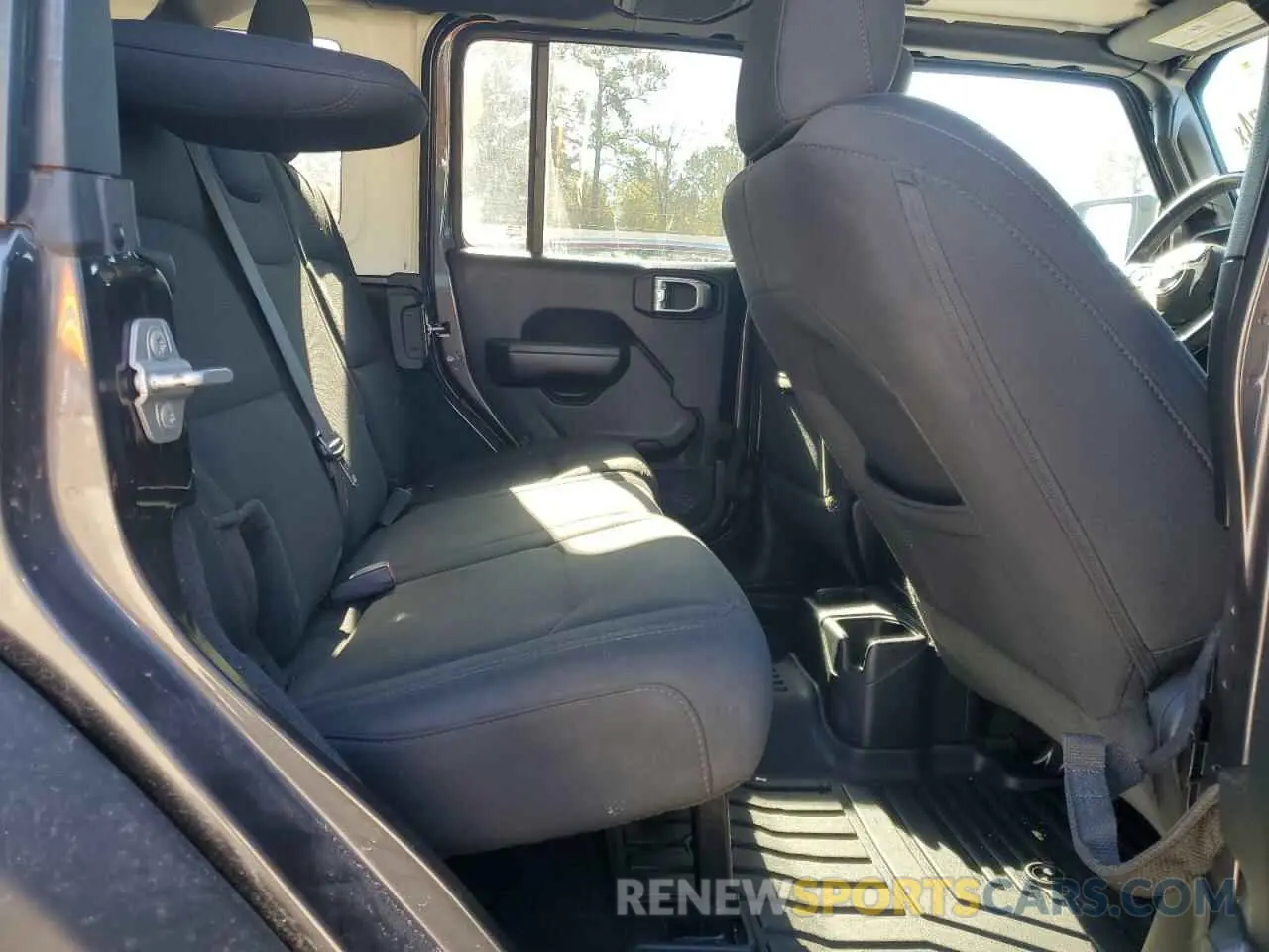 10 Photograph of a damaged car 1C4HJXDG4LW310556 JEEP WRANGLER 2020