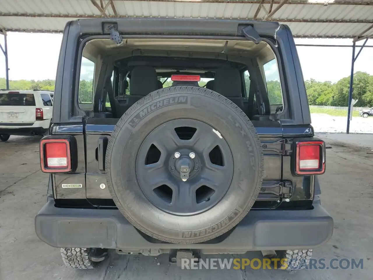 6 Photograph of a damaged car 1C4HJXDM3LW231868 JEEP WRANGLER 2020
