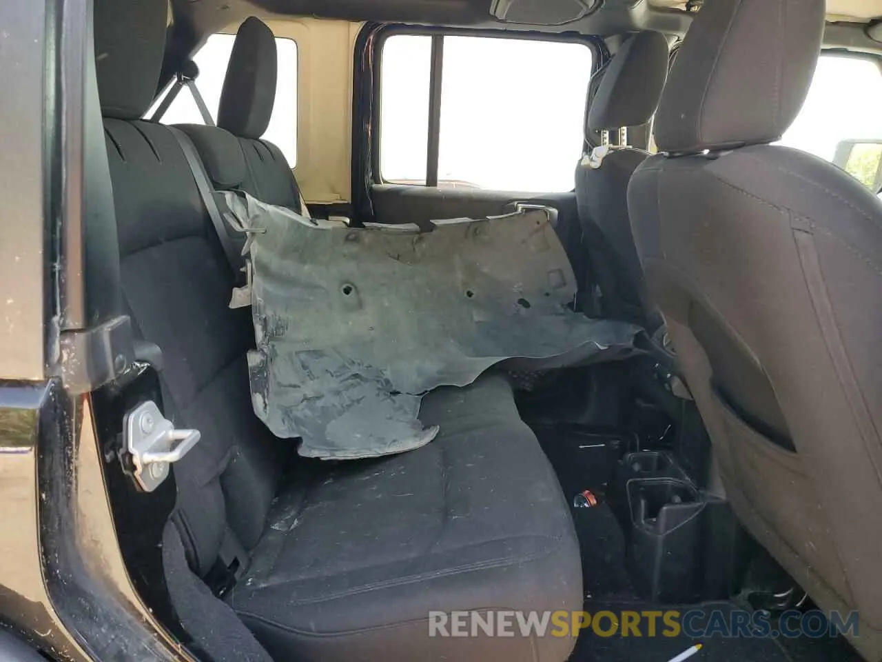 10 Photograph of a damaged car 1C4HJXDN0LW115231 JEEP WRANGLER 2020