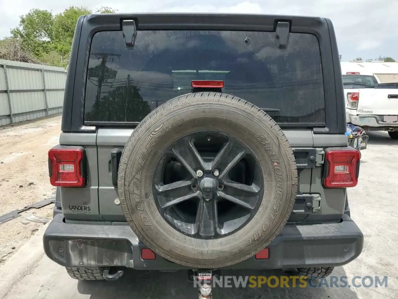 6 Photograph of a damaged car 1C4HJXDN1LW235278 JEEP WRANGLER 2020