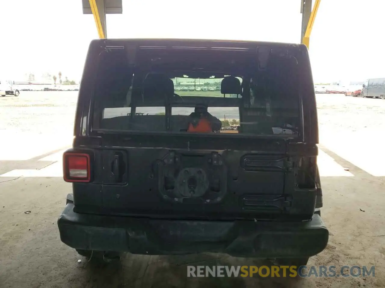 6 Photograph of a damaged car 1C4HJXDN8LW268911 JEEP WRANGLER 2020