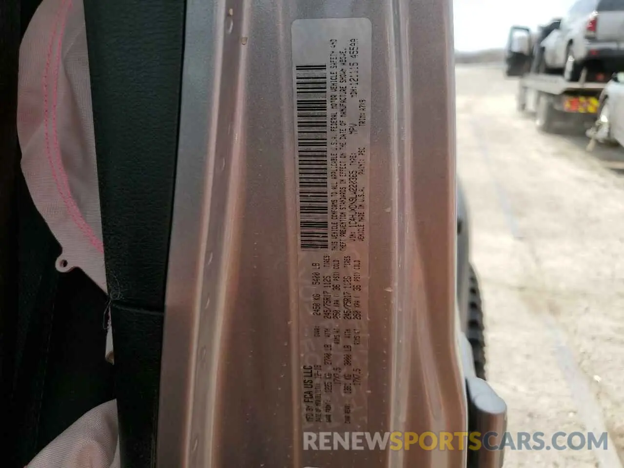 12 Photograph of a damaged car 1C4HJXDN9LW220365 JEEP WRANGLER 2020