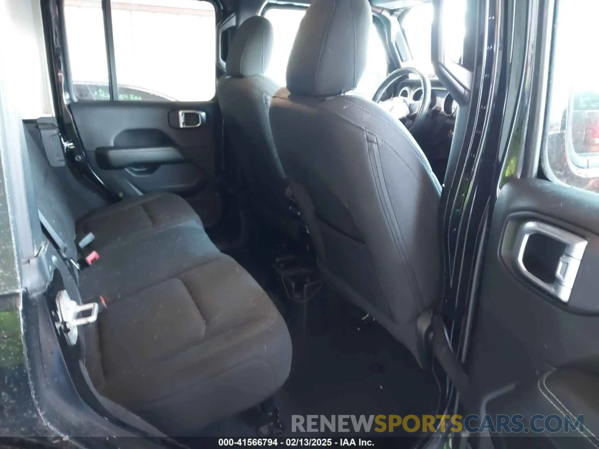 8 Photograph of a damaged car 1C4HJXEG1LW208565 JEEP WRANGLER 2020