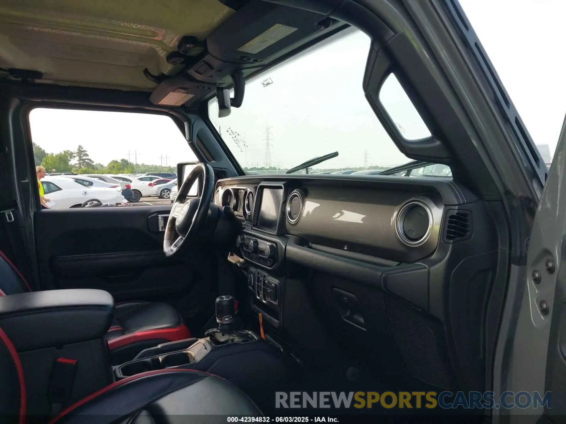 5 Photograph of a damaged car 1C4HJXEN1LW220956 JEEP WRANGLER 2020