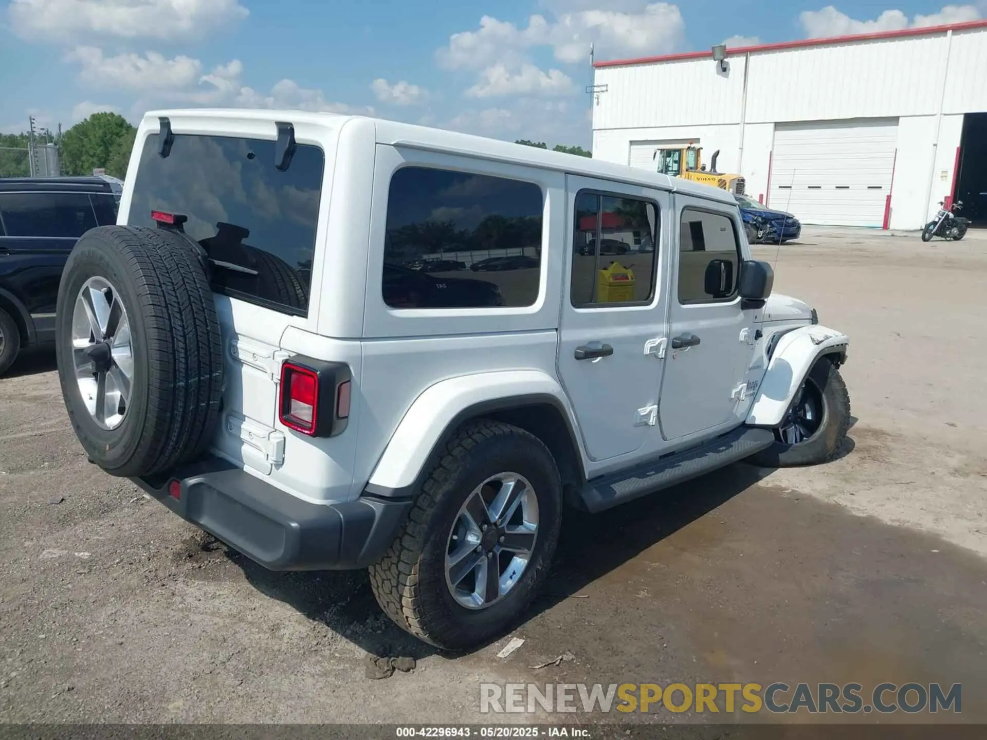 4 Photograph of a damaged car 1C4HJXEN2LW109428 JEEP WRANGLER 2020