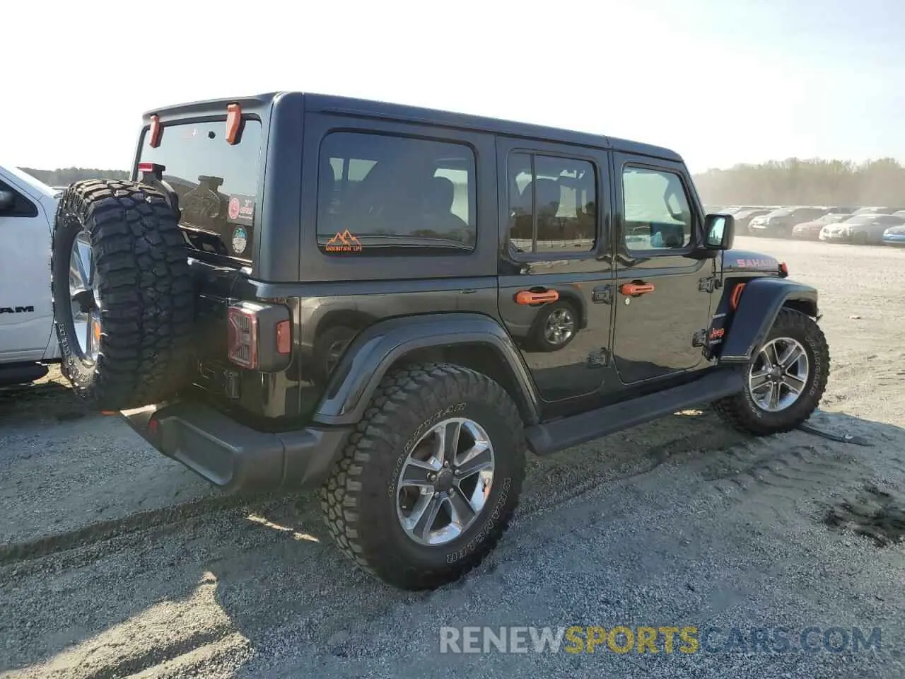 3 Photograph of a damaged car 1C4HJXEN2LW289705 JEEP WRANGLER 2020