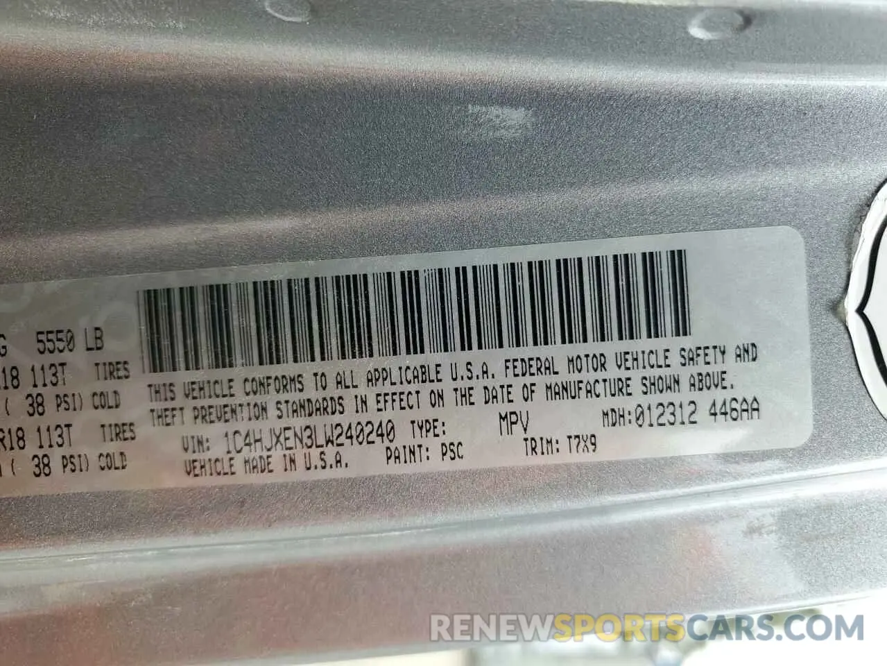 13 Photograph of a damaged car 1C4HJXEN3LW240240 JEEP WRANGLER 2020