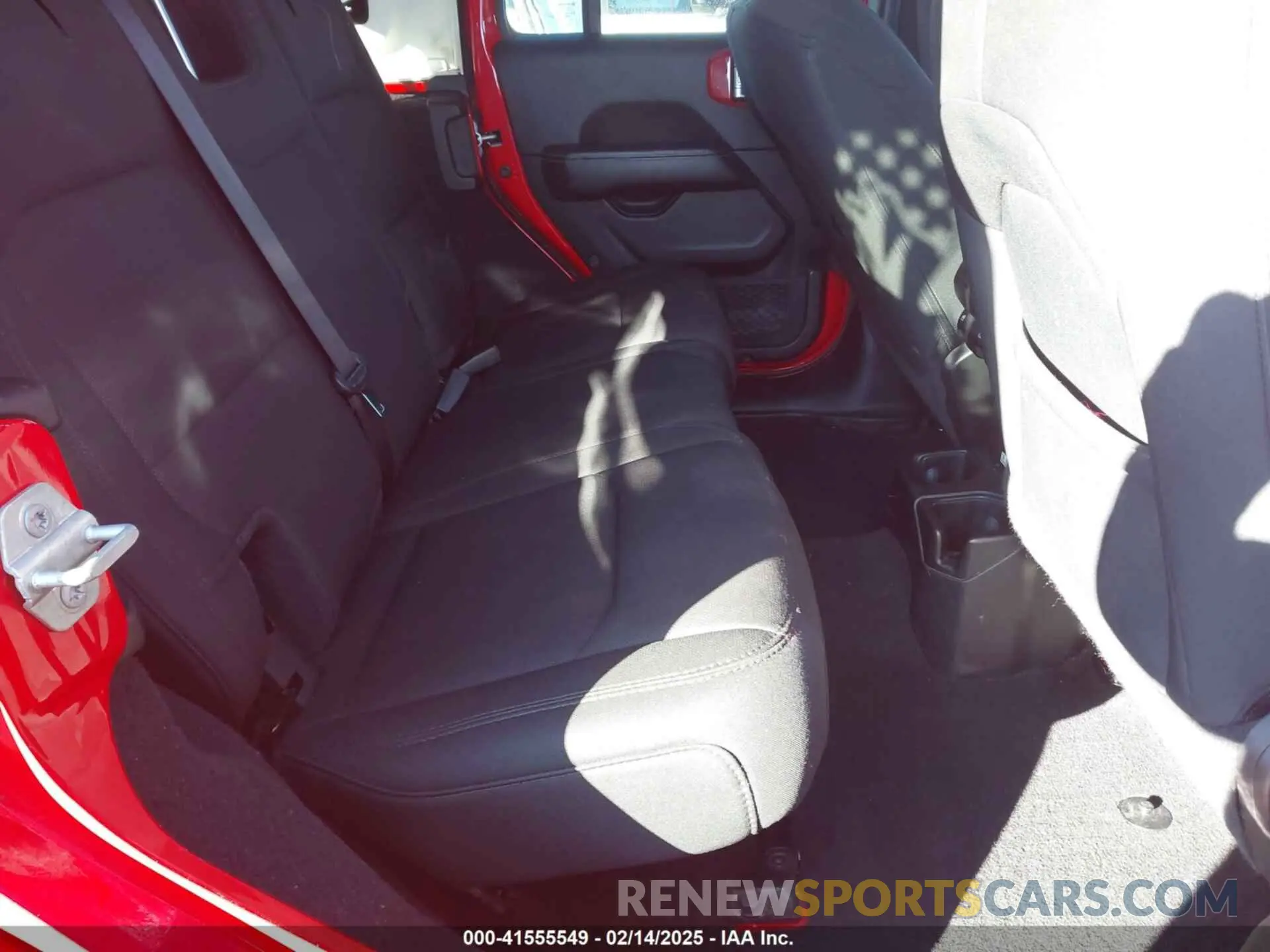 8 Photograph of a damaged car 1C4HJXEN5LW231247 JEEP WRANGLER 2020