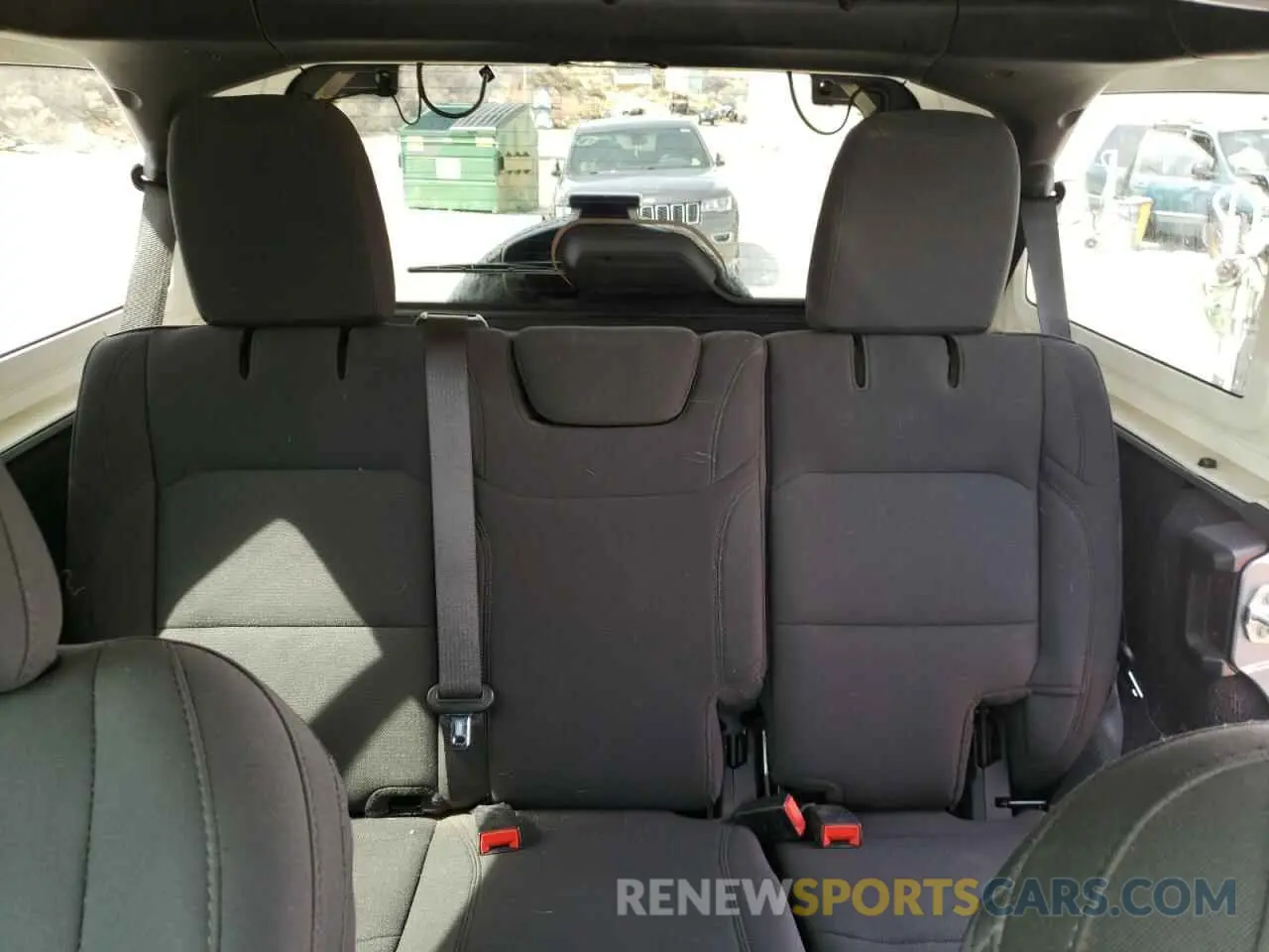 10 Photograph of a damaged car 1C4HJXEN6LW213663 JEEP WRANGLER 2020
