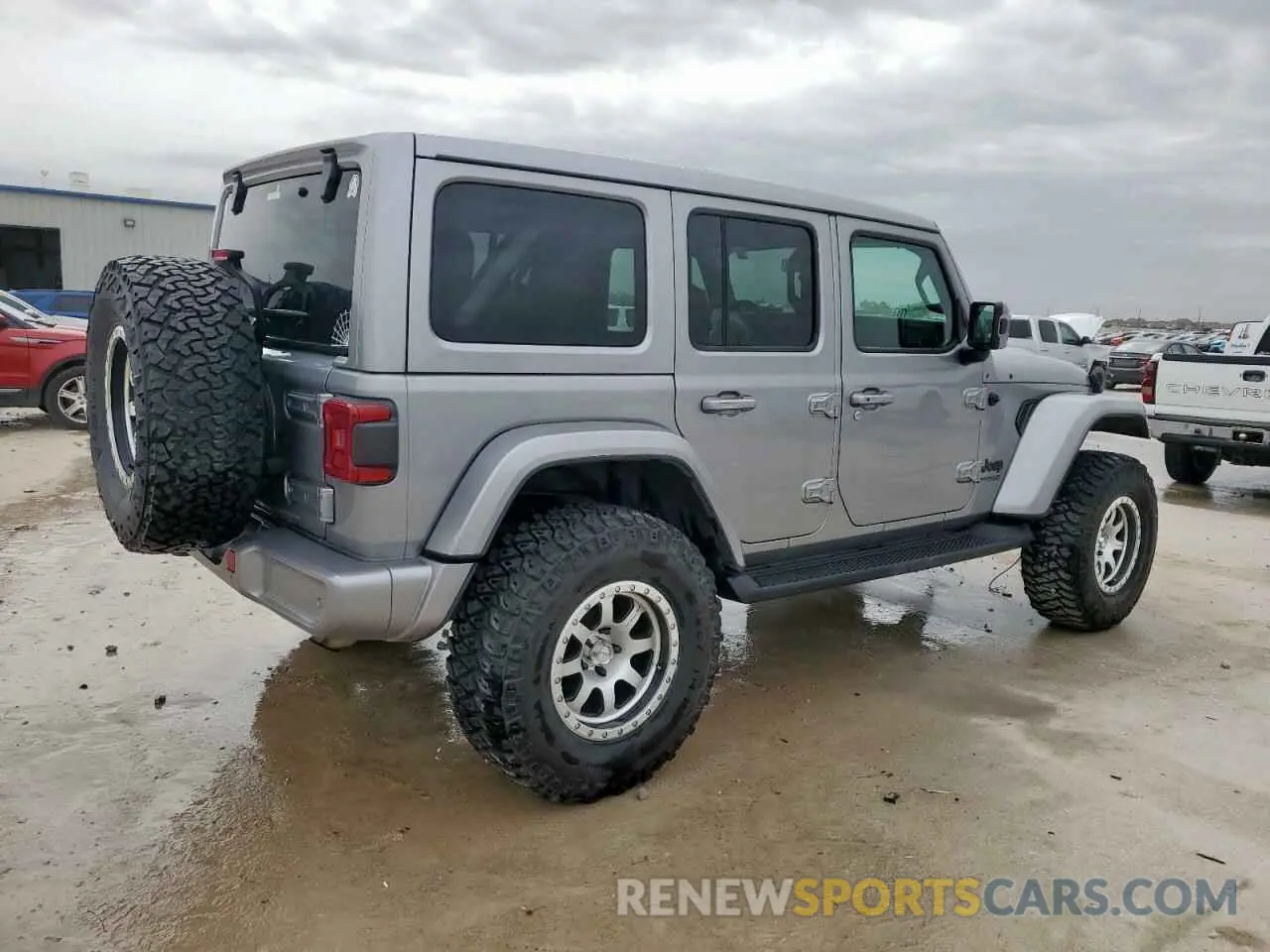 3 Photograph of a damaged car 1C4HJXEN8LW319774 JEEP WRANGLER 2020