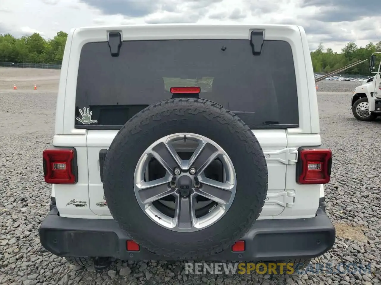 6 Photograph of a damaged car 1C4HJXENXLW224455 JEEP WRANGLER 2020