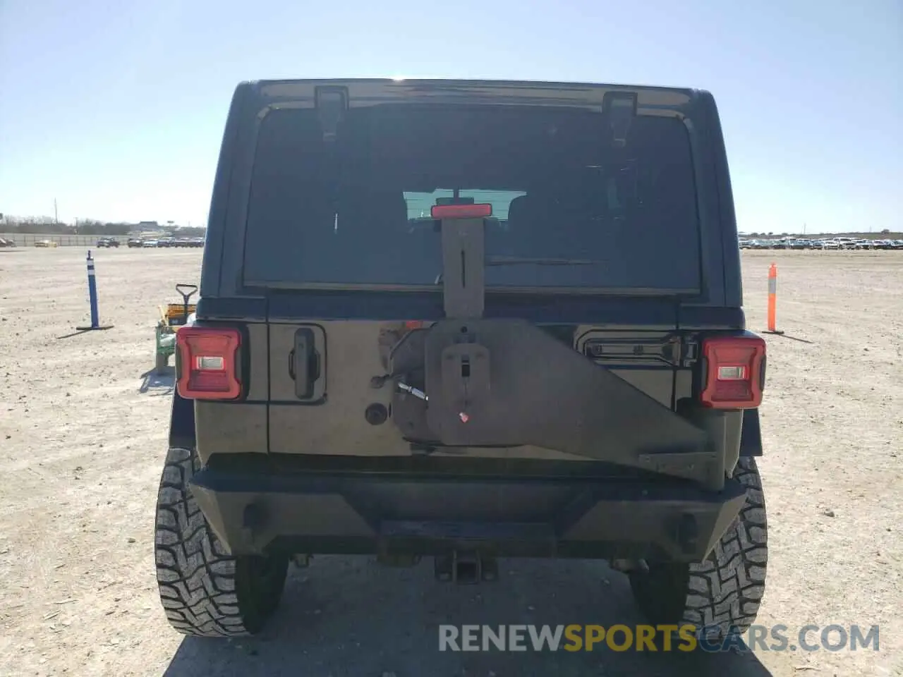 6 Photograph of a damaged car 1C4HJXFG0LW277701 JEEP WRANGLER 2020