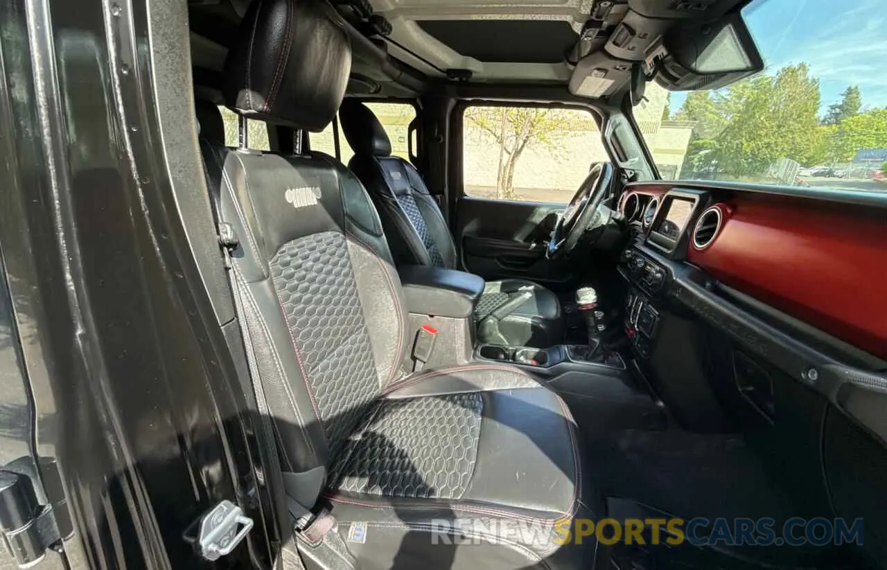 5 Photograph of a damaged car 1C4HJXFGXLW234368 JEEP WRANGLER 2020