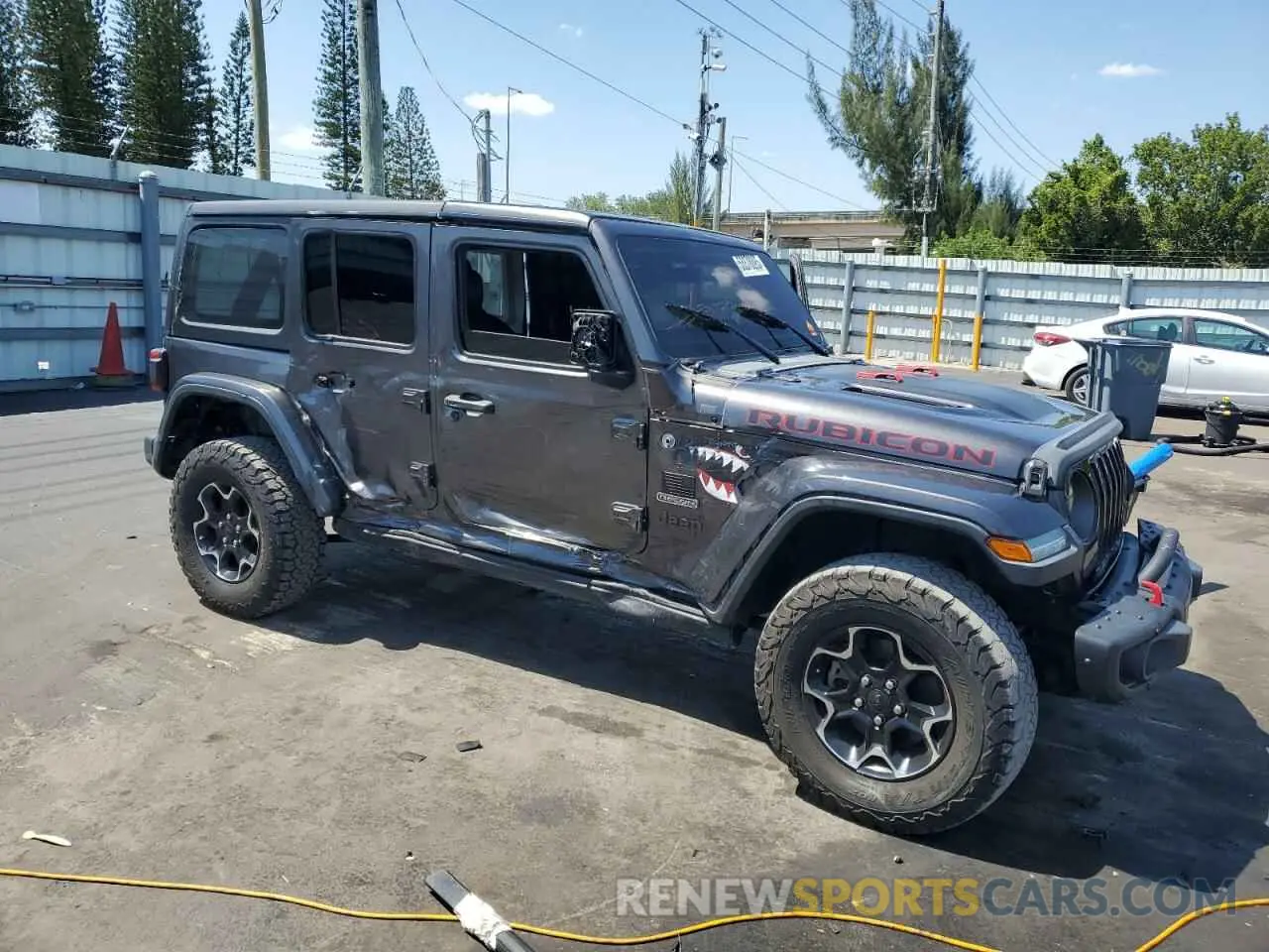 4 Photograph of a damaged car 1C4HJXFN6LW253546 JEEP WRANGLER 2020