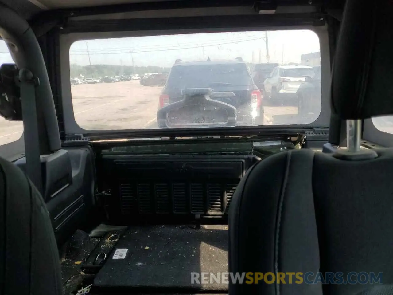10 Photograph of a damaged car 1C4GJXAG9MW557699 JEEP WRANGLER 2021