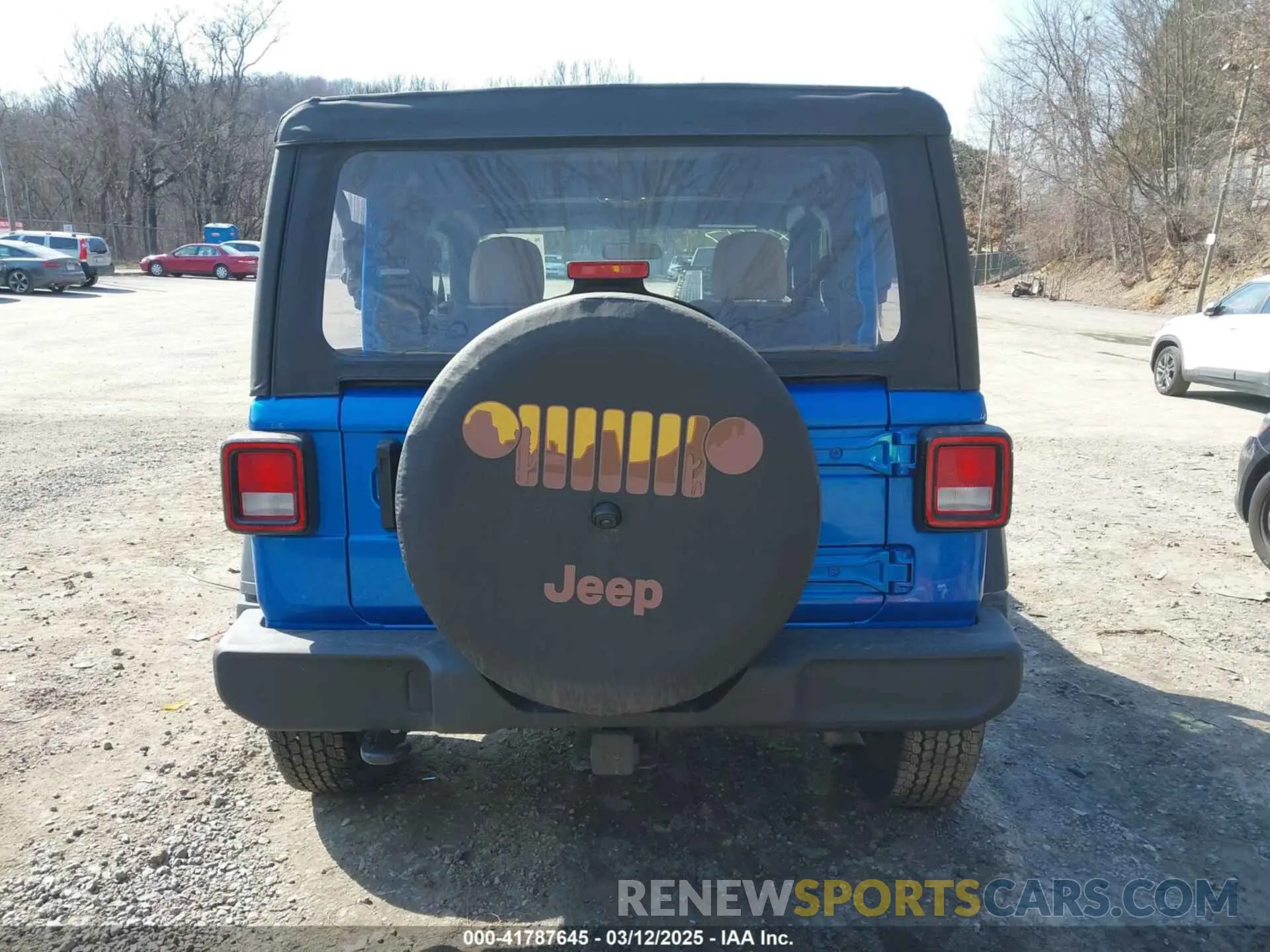 17 Photograph of a damaged car 1C4GJXAN4MW758747 JEEP WRANGLER 2021