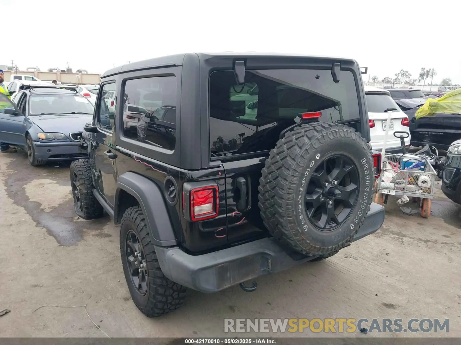 3 Photograph of a damaged car 1C4GJXAN5MW627228 JEEP WRANGLER 2021