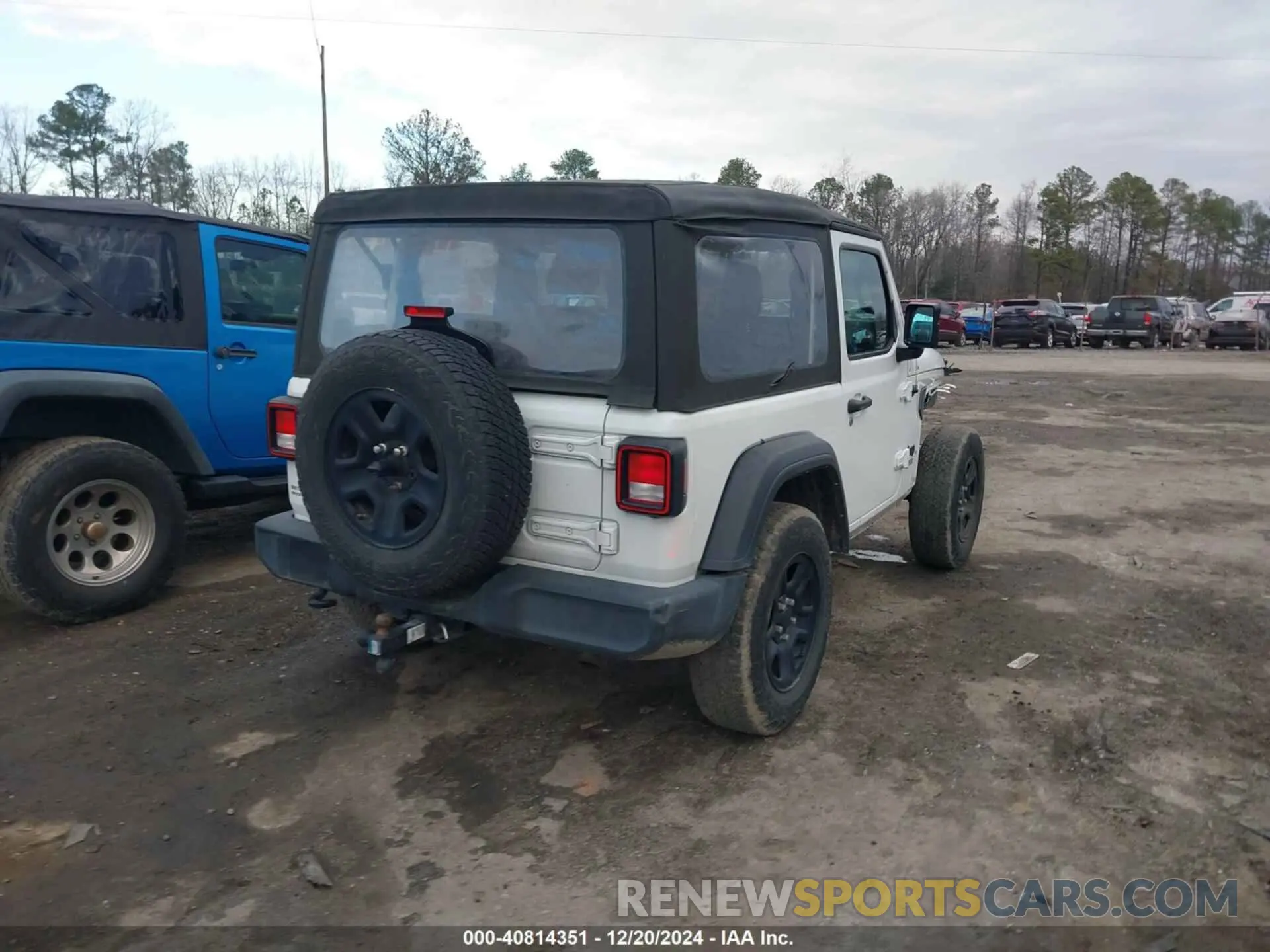 4 Photograph of a damaged car 1C4GJXAN6MW677281 JEEP WRANGLER 2021