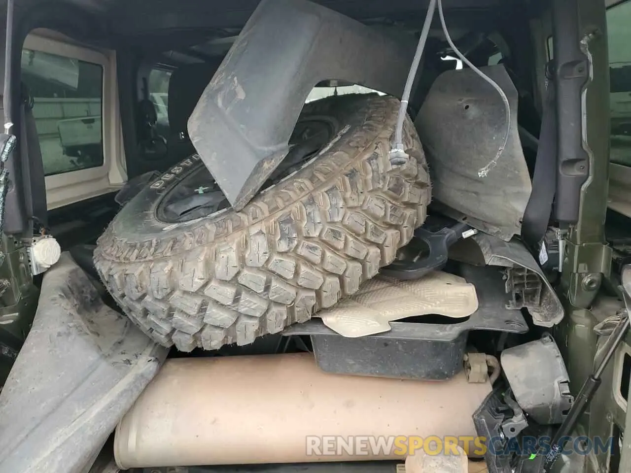 12 Photograph of a damaged car 1C4GJXAN7MW535201 JEEP WRANGLER 2021