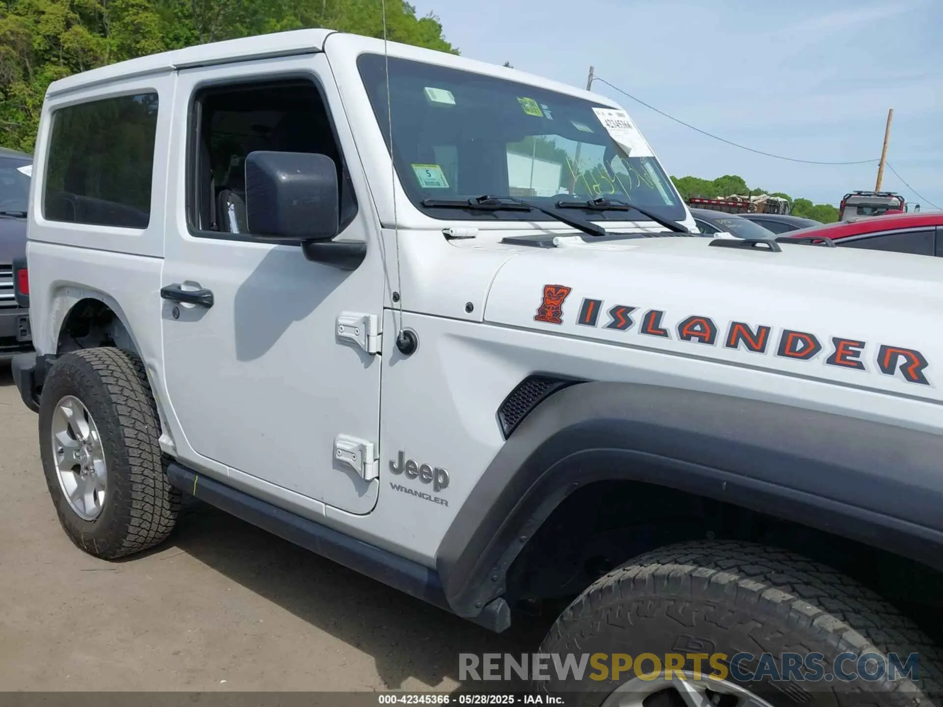 14 Photograph of a damaged car 1C4GJXAN7MW558395 JEEP WRANGLER 2021