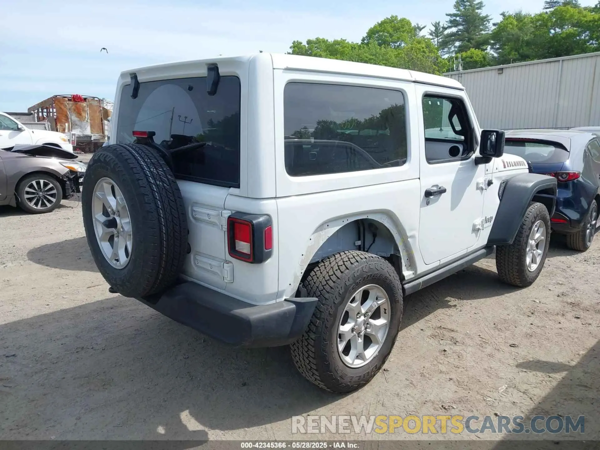 4 Photograph of a damaged car 1C4GJXAN7MW558395 JEEP WRANGLER 2021