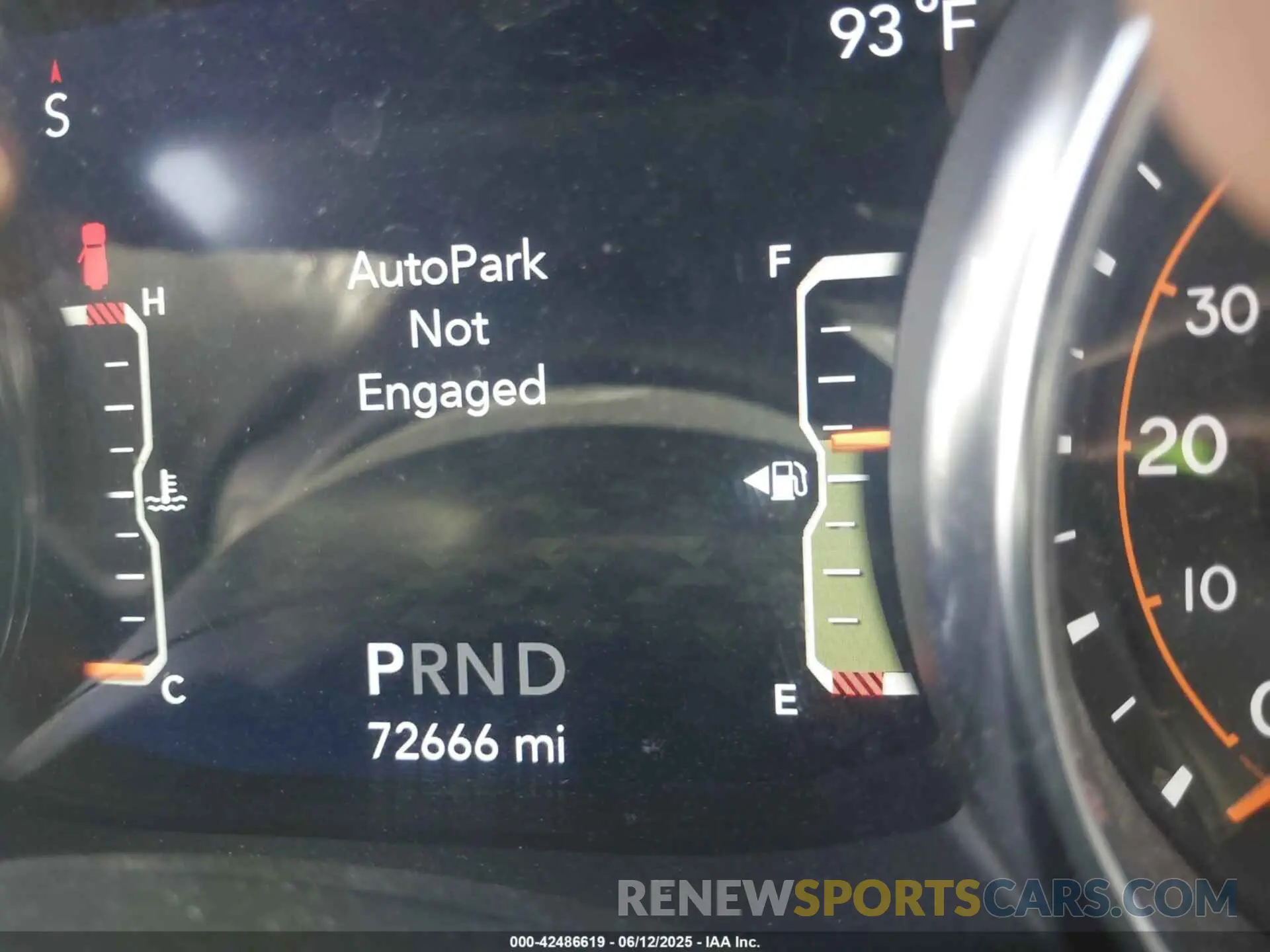 16 Photograph of a damaged car 1C4HJXAG2MW626186 JEEP WRANGLER 2021