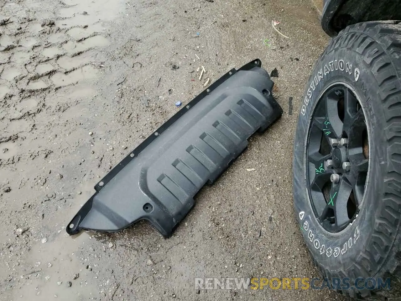 13 Photograph of a damaged car 1C4HJXAG9MW774173 JEEP WRANGLER 2021