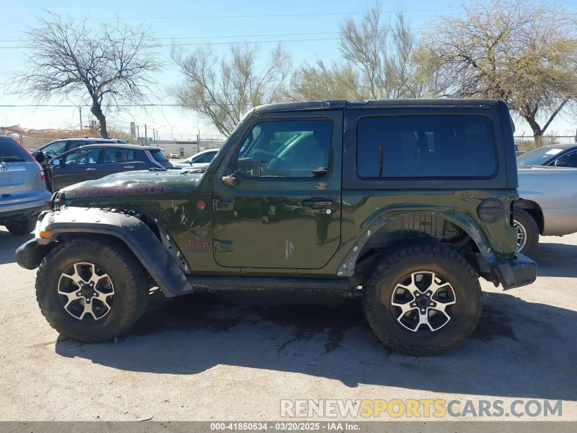 14 Photograph of a damaged car 1C4HJXCG3MW526112 JEEP WRANGLER 2021