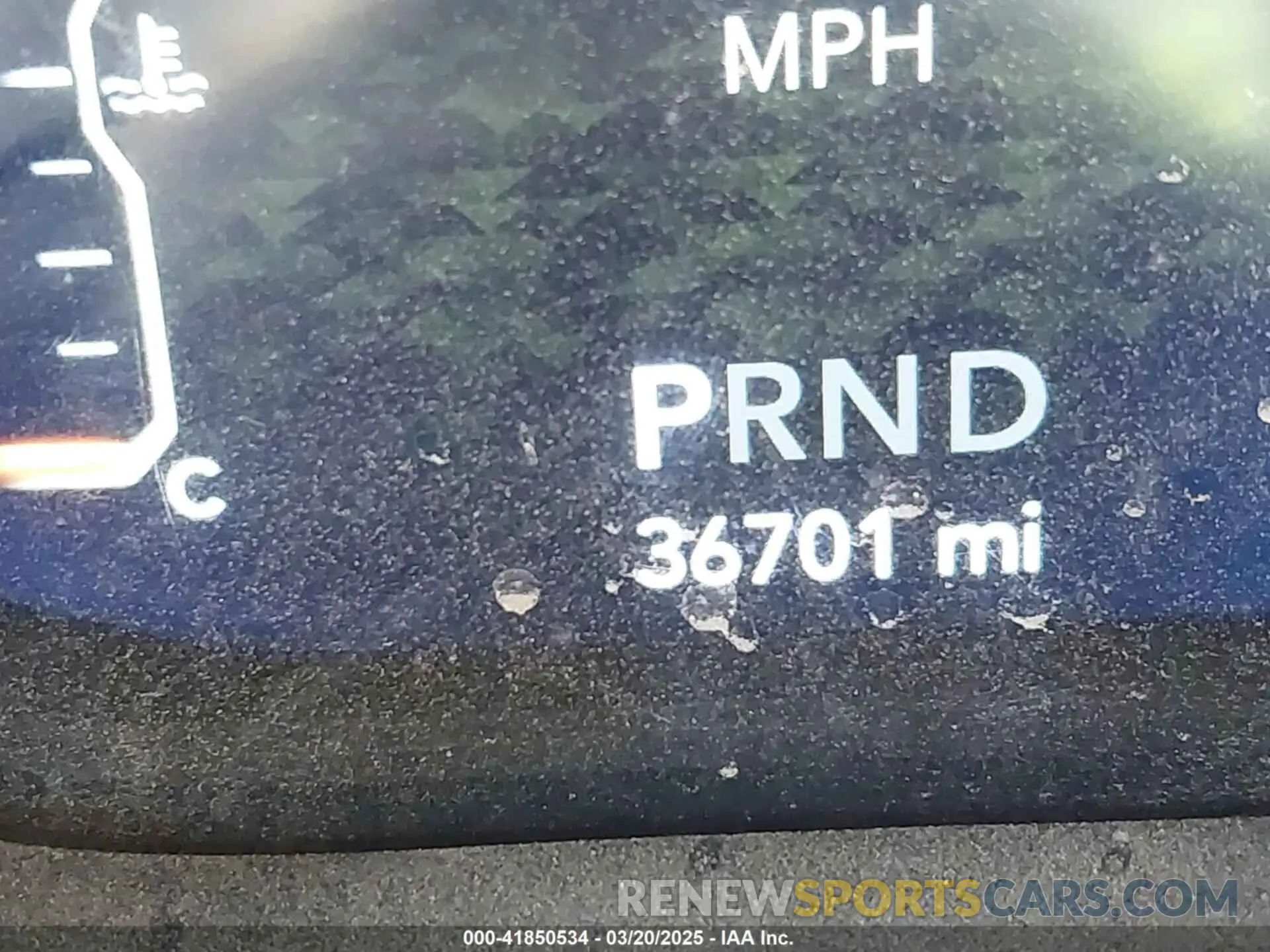 15 Photograph of a damaged car 1C4HJXCG3MW526112 JEEP WRANGLER 2021