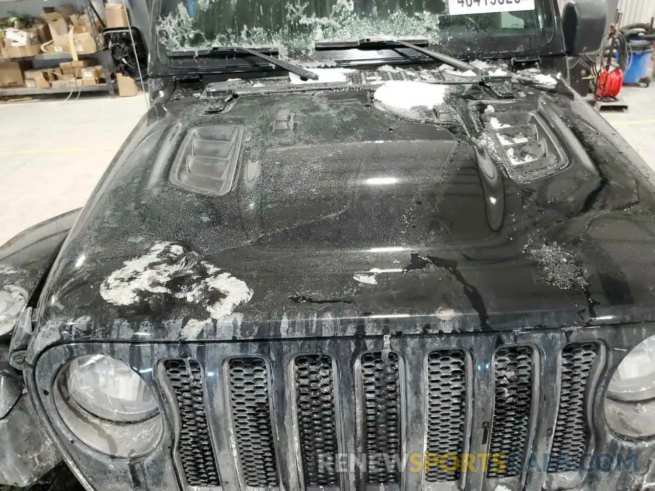 12 Photograph of a damaged car 1C4HJXCG8MW663191 JEEP WRANGLER 2021