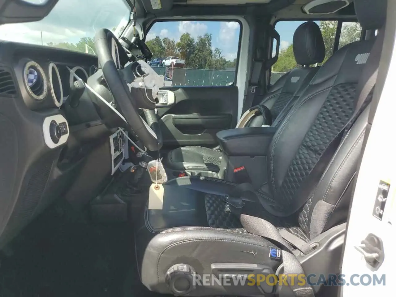 7 Photograph of a damaged car 1C4HJXDG0MW870091 JEEP WRANGLER 2021