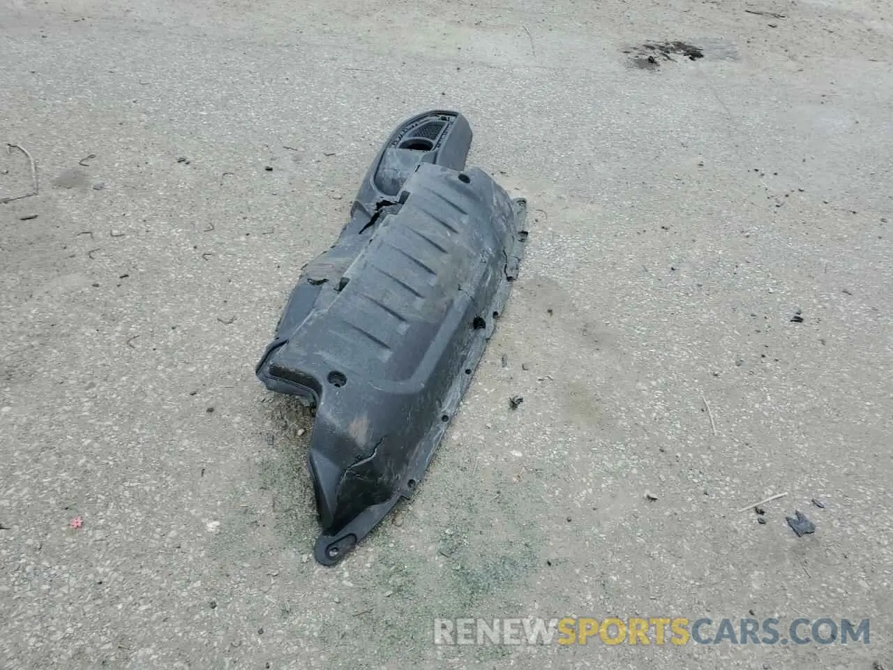 13 Photograph of a damaged car 1C4HJXDG3MW697733 JEEP WRANGLER 2021