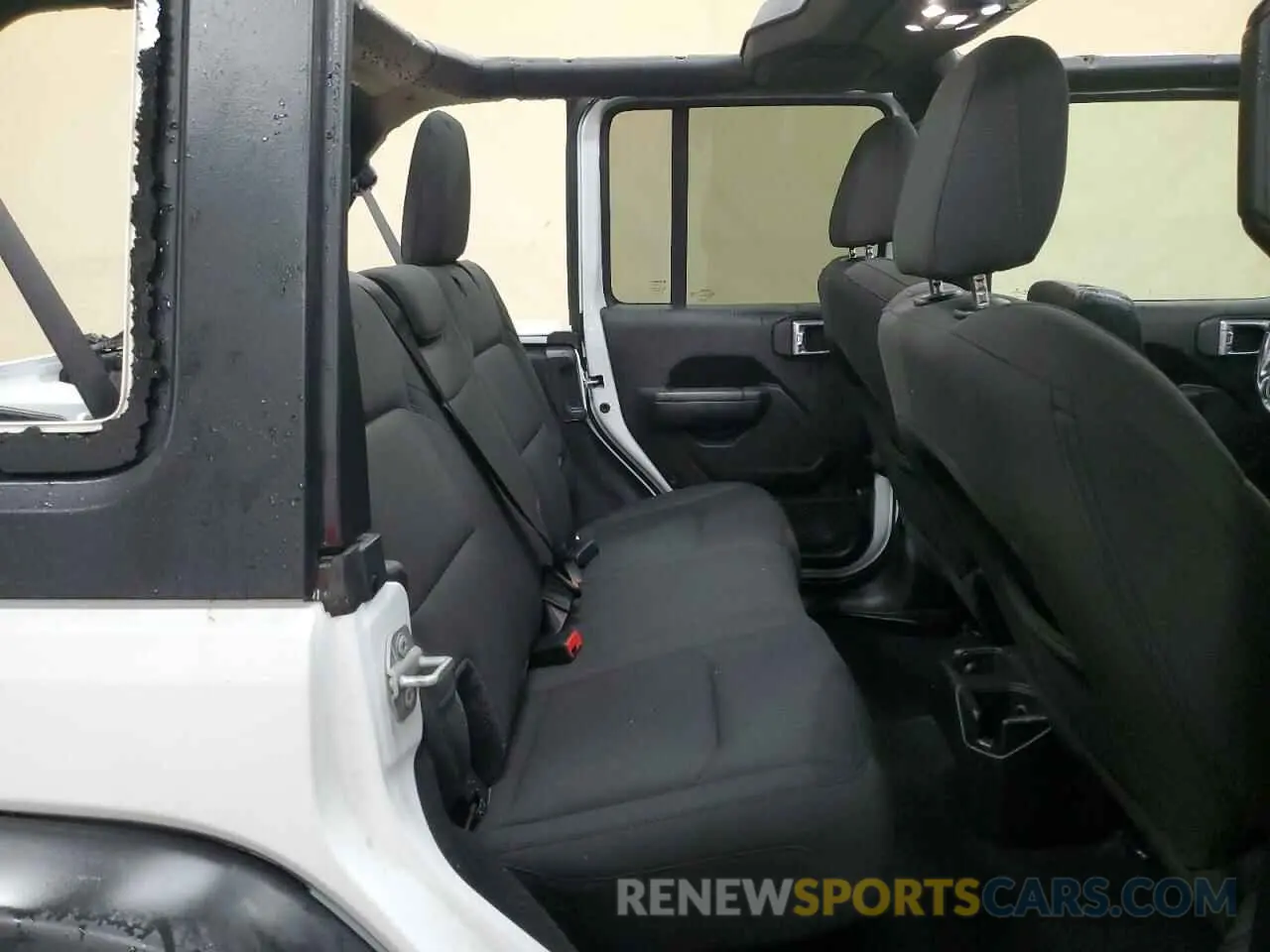 11 Photograph of a damaged car 1C4HJXDG3MW836744 JEEP WRANGLER 2021
